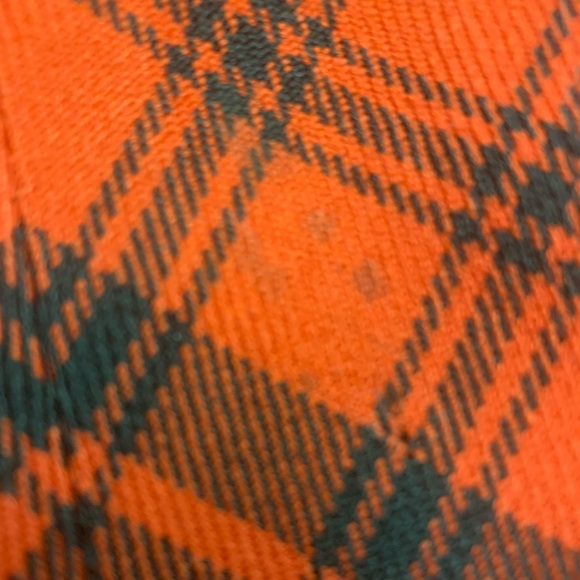 Vintage 1970s Pure Wool Red and Black Tartan Skirt. - Picture 7 of 9